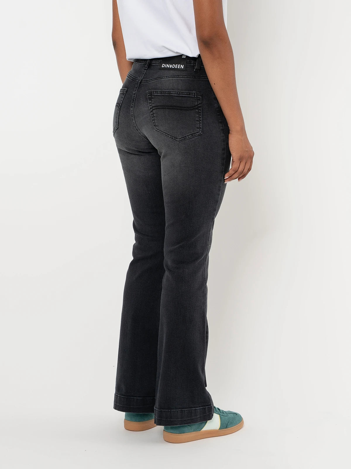 Jeans Flare Trumpet Mujer Negro