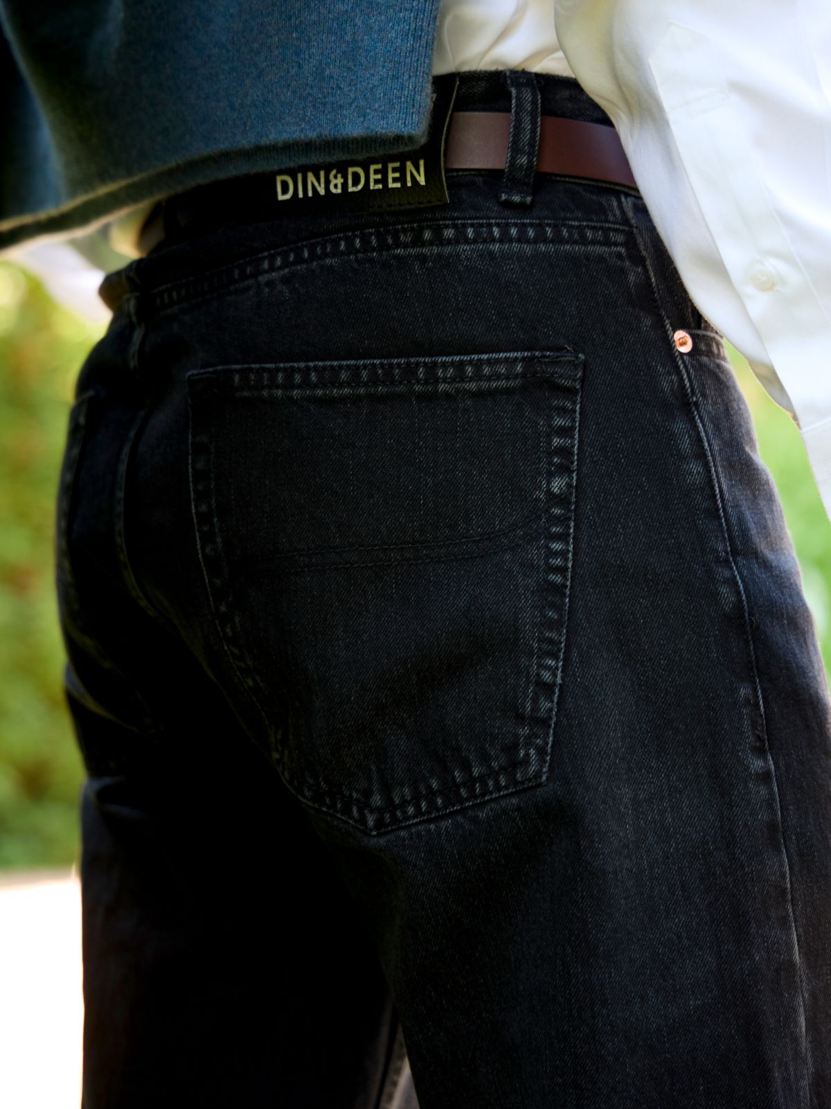 Jeans Corte Loose Negro